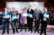 Эдгард Запашный поддержал почтовую акцию «Открытка из Ижевска» на Международном фестивале циркового искусства